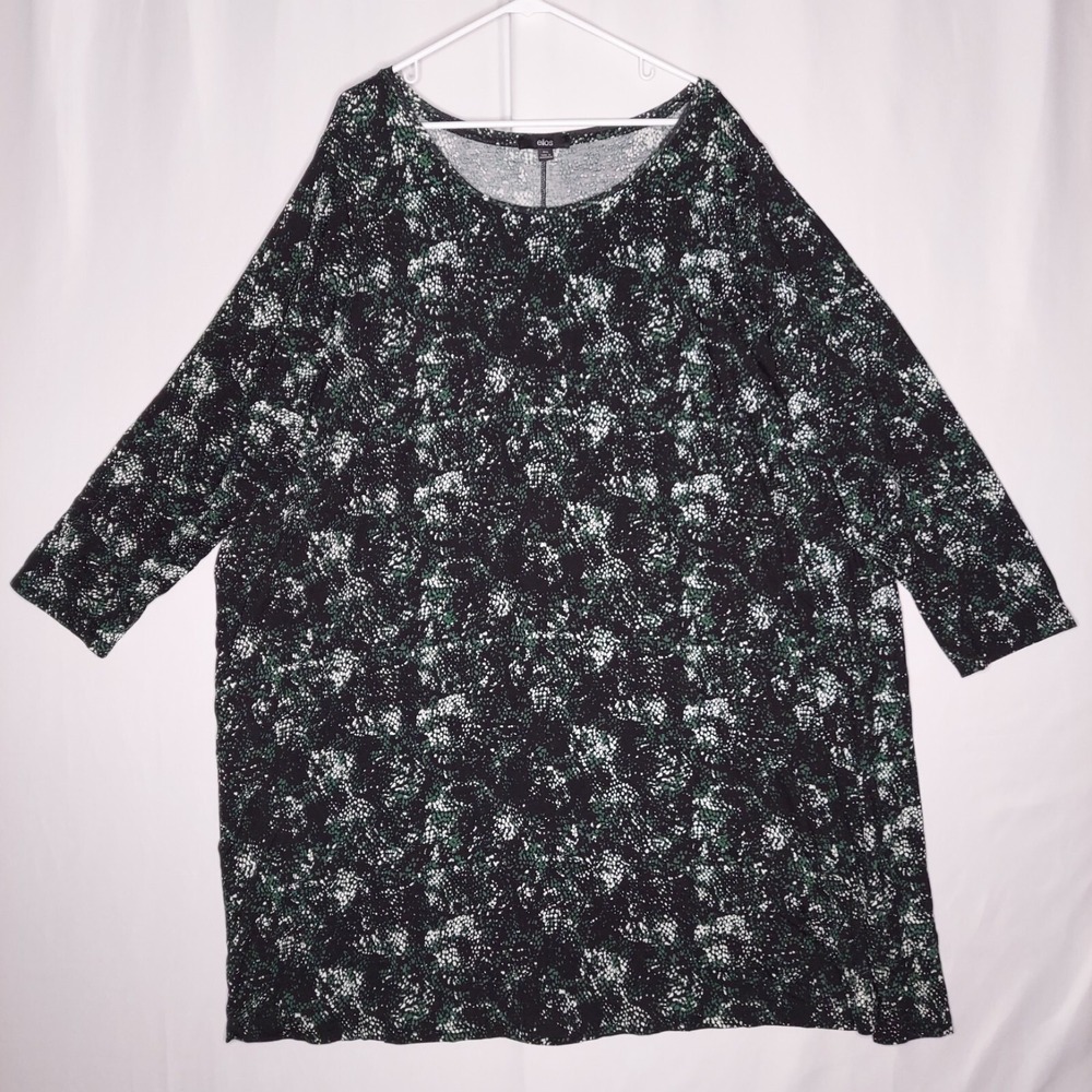 Ellos Top Women 30/32 Green Black Print Stretch Scoop 3/4 Dark Witchy Forest